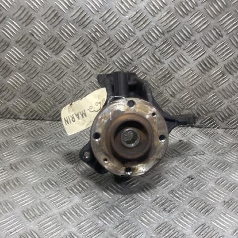 Pivot de moyeu avant gauche PEUGEOT 208 1 Photo n°1