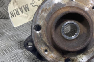 Pivot de moyeu avant gauche PEUGEOT 208 1