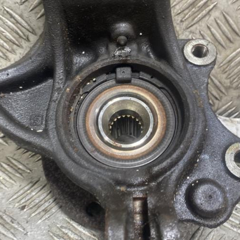 Pivot de moyeu avant gauche PEUGEOT 208 1 Photo n°6