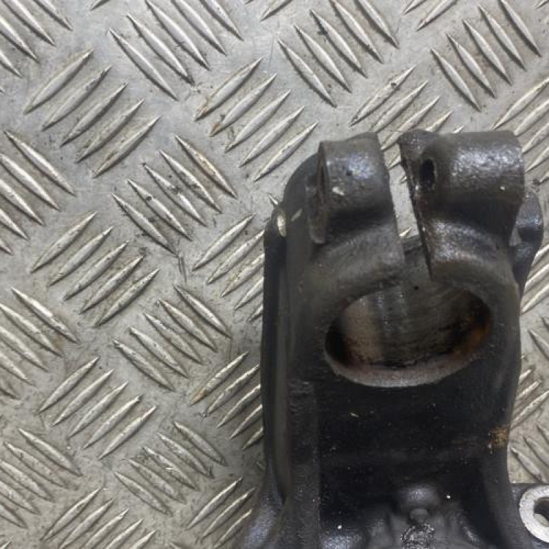 Pivot de moyeu avant gauche PEUGEOT 208 1 Photo n°8