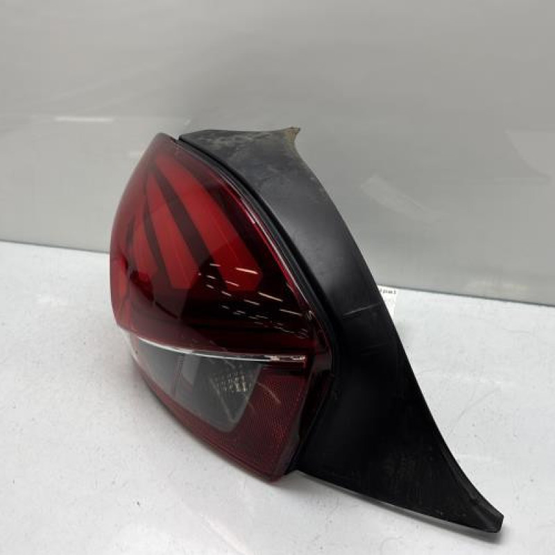 Feu arriere principal gauche (feux) PEUGEOT 208 1 Photo n°3