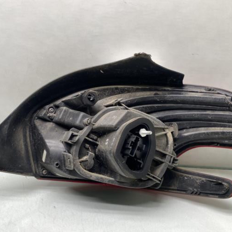 Feu arriere principal gauche (feux) PEUGEOT 208 1 Photo n°2