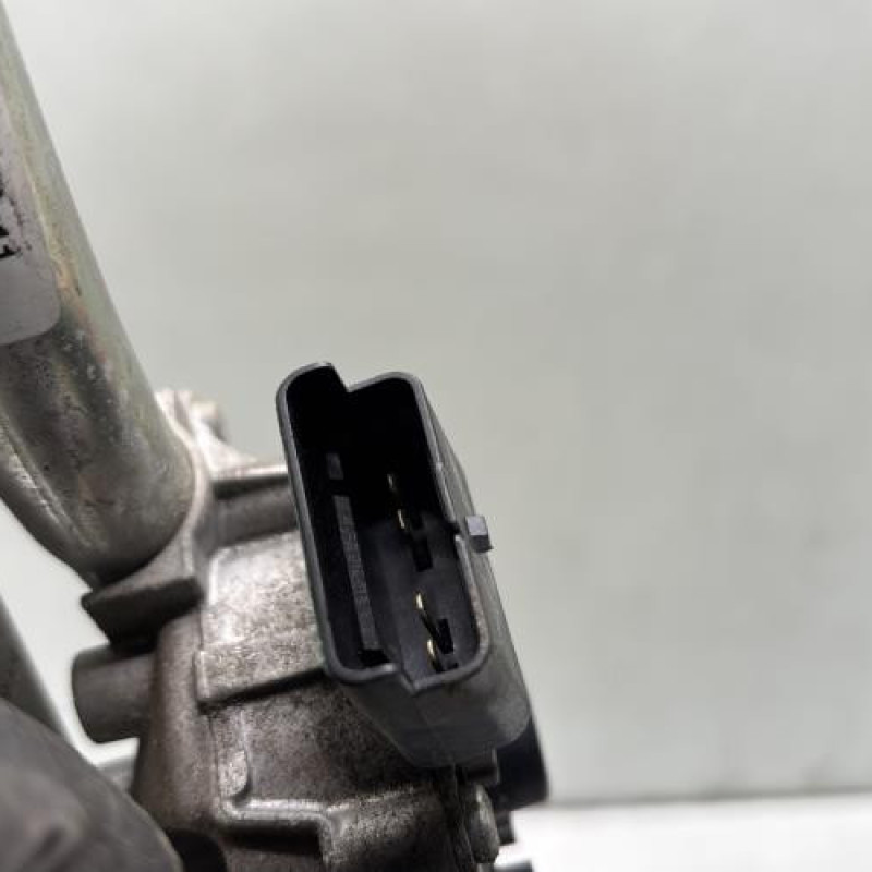 Moteur essuie glace avant RENAULT LAGUNA 3 Photo n°7