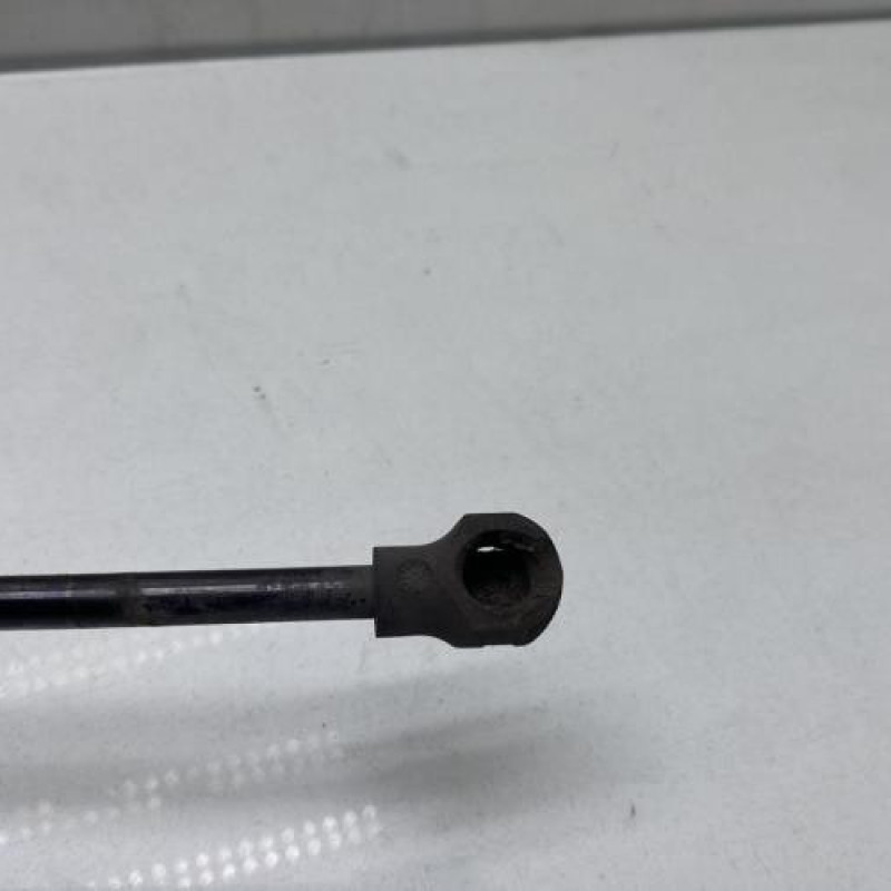 Verin de capot RENAULT CLIO 4 Photo n°3