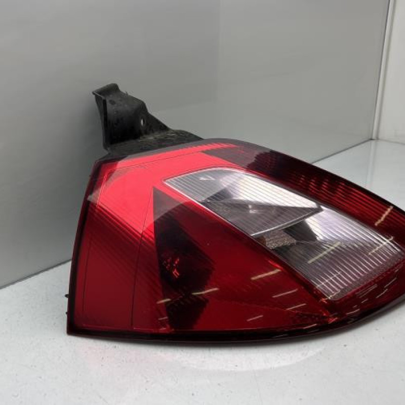 Feu arriere principal gauche (feux) RENAULT MEGANE 2 Photo n°2