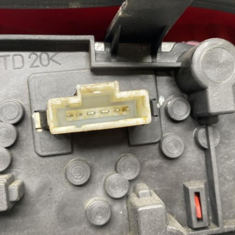 Feu arriere principal droit (feux) PEUGEOT 406 Photo n°3