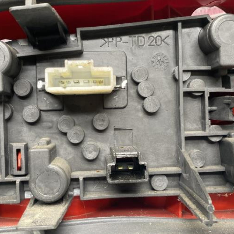 Feu arriere principal gauche (feux) PEUGEOT 406 Photo n°3