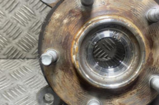 Pivot de moyeu avant gauche NISSAN QASHQAI 1