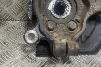 Pivot de moyeu avant droit NISSAN QASHQAI 1