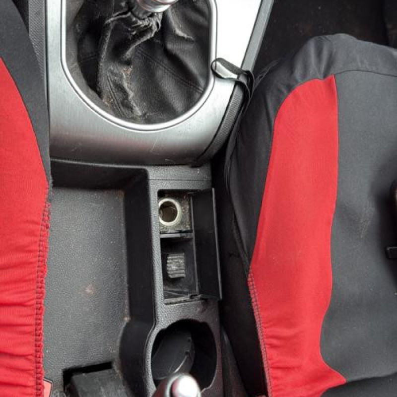 Vitre avant gauche FORD MONDEO 2 Photo n°15