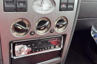 Vitre avant gauche FORD MONDEO 2