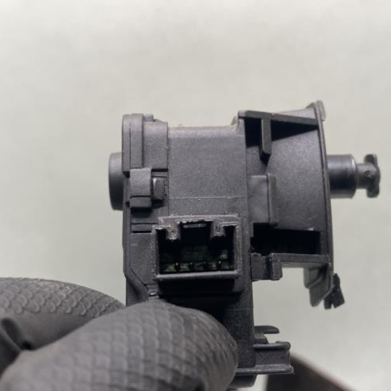 Trappe d'essence VOLKSWAGEN SHARAN 2 Photo n°4