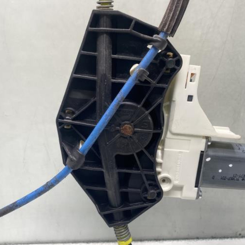 Leve vitre electrique arriere gauche VOLKSWAGEN SHARAN 2 Photo n°6