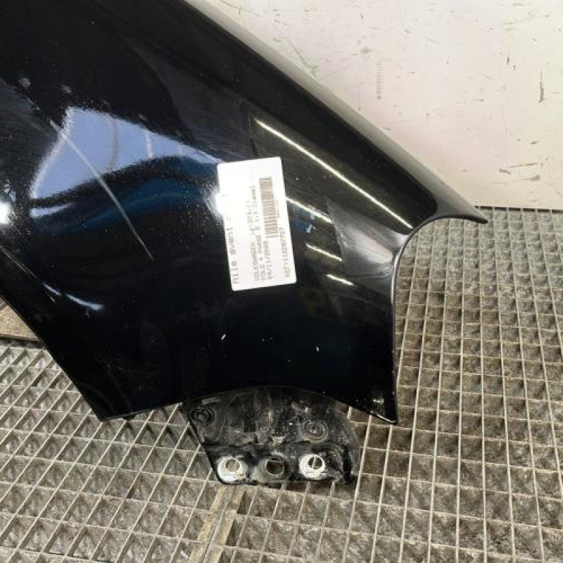 Aile avant droit VOLKSWAGEN POLO 4 Photo n°2