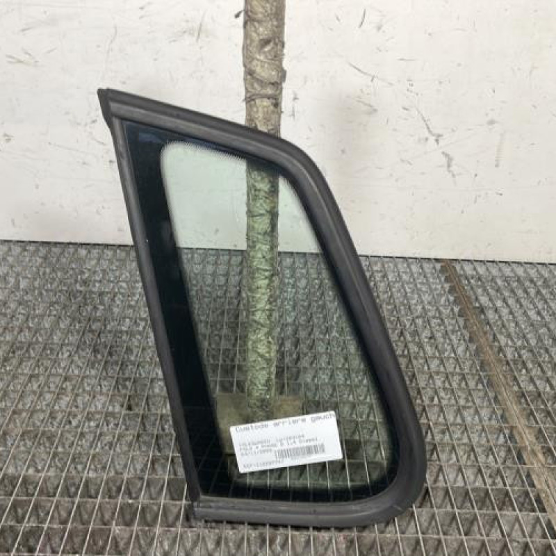 Custode arriere gauche VOLKSWAGEN POLO 4 Photo n°1