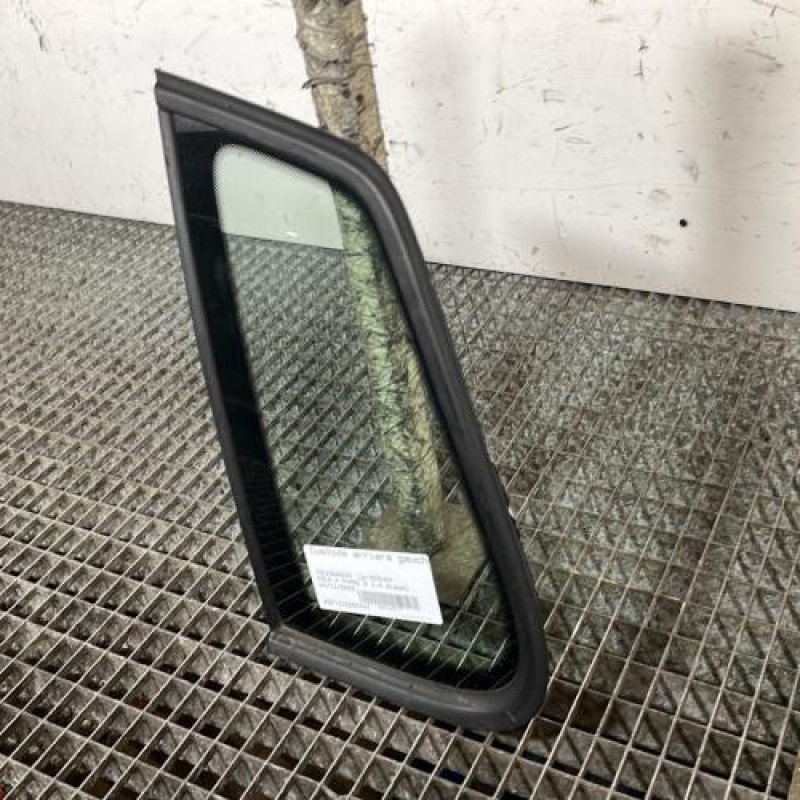 Custode arriere gauche VOLKSWAGEN POLO 4 Photo n°2