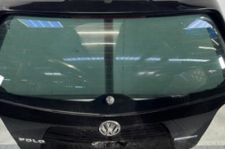 Malle/Hayon arriere VOLKSWAGEN POLO 4 Photo n°1