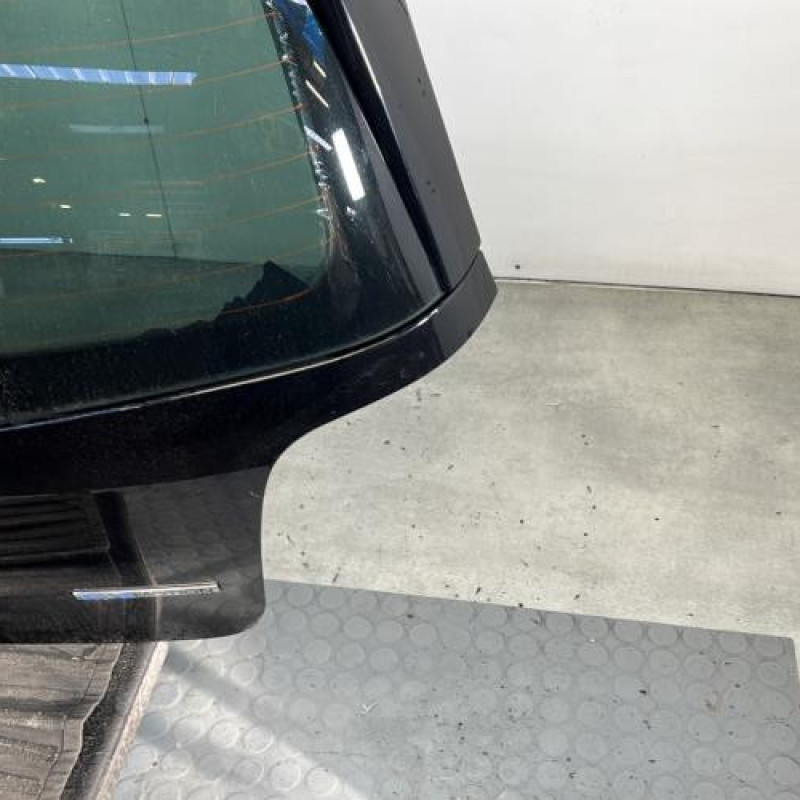 Malle/Hayon arriere VOLKSWAGEN POLO 4 Photo n°4