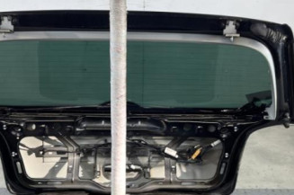 Malle/Hayon arriere VOLKSWAGEN POLO 4