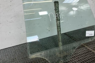 Vitre arriere gauche VOLKSWAGEN POLO 4