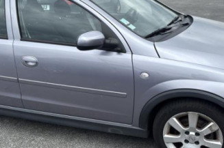 Repetiteur clignotant avant droit  (Feux) OPEL CORSA C