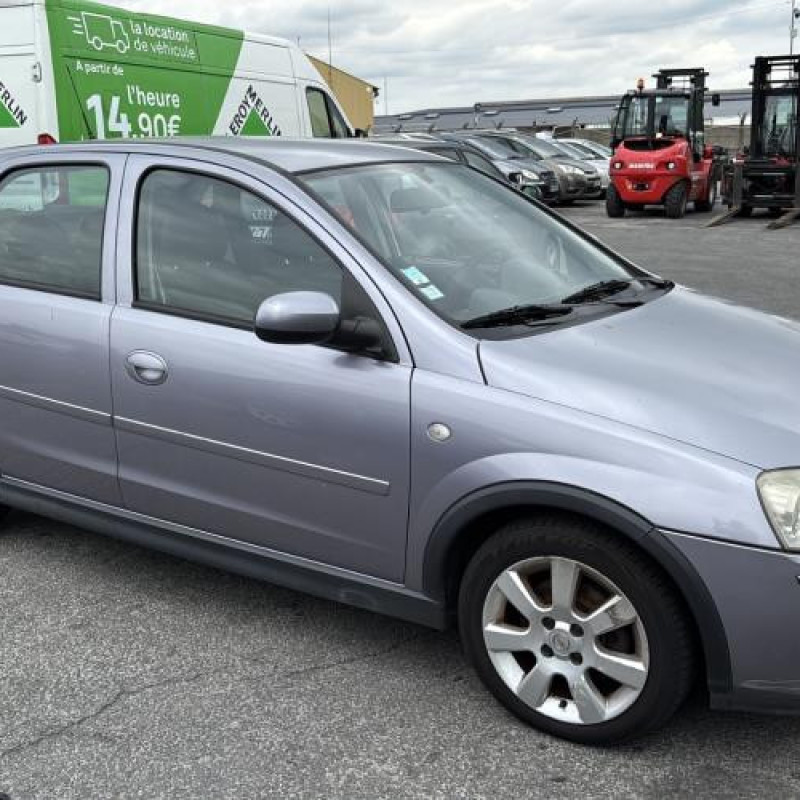 Plage arriere OPEL CORSA C Photo n°6