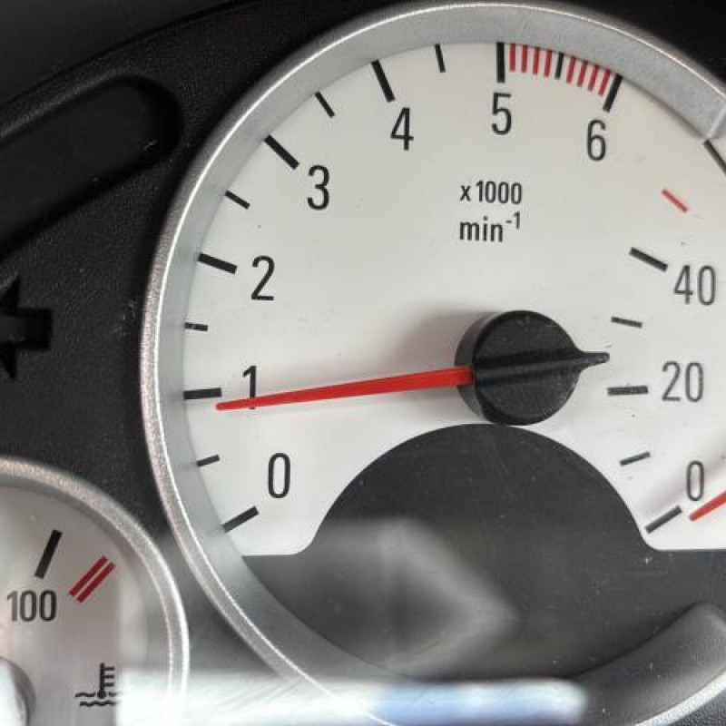 Moto ventilateur radiateur OPEL CORSA C Photo n°13