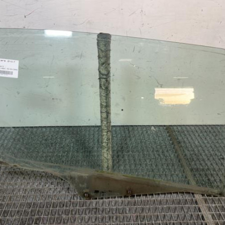 Vitre arriere droit PEUGEOT 307 Photo n°1