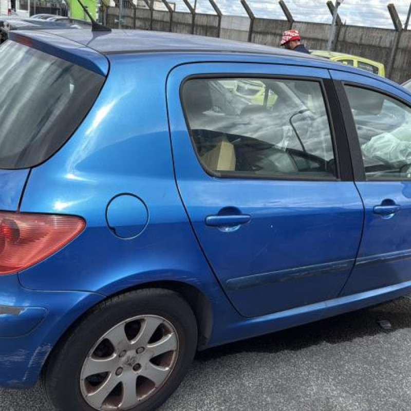 Vitre arriere droit PEUGEOT 307 Photo n°12