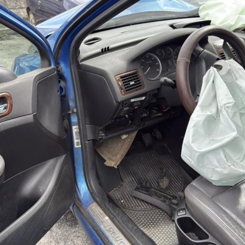 Vitre arriere droit PEUGEOT 307 Photo n°14