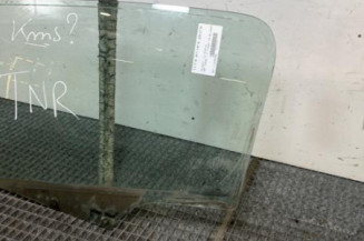 Vitre arriere gauche PEUGEOT 307