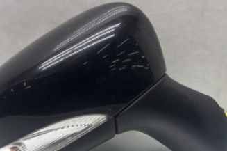 Retroviseur droit RENAULT CAPTUR 1