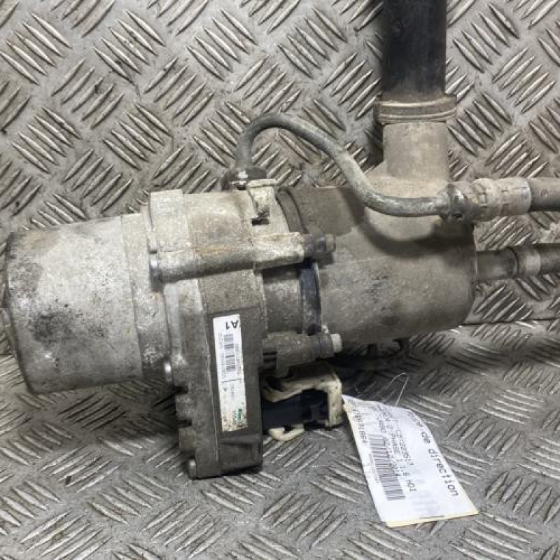 Pompe de direction PEUGEOT PARTNER 2 Photo n°4