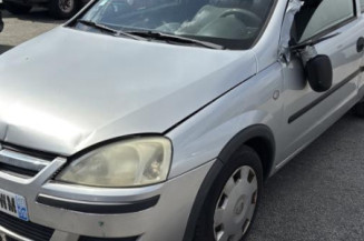 Poignee porte avant gauche OPEL CORSA C