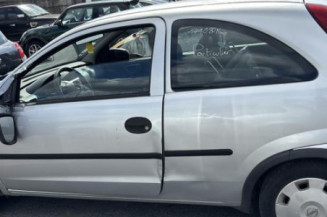 Poignee porte avant gauche OPEL CORSA C