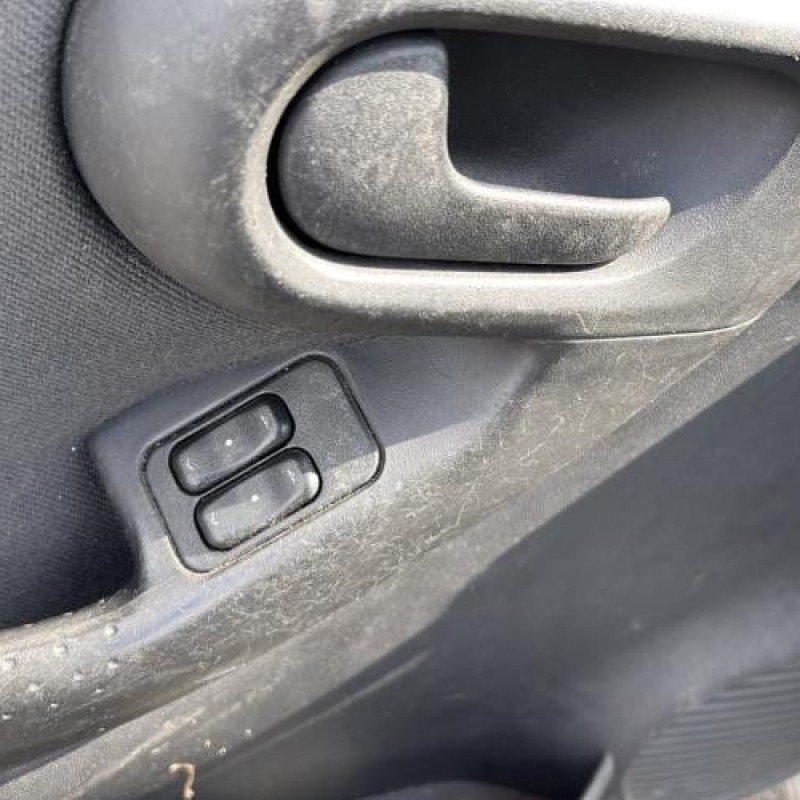 Pompe à carburant OPEL CORSA C Photo n°14