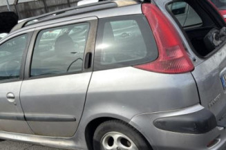 Feu arriere stop central PEUGEOT 206