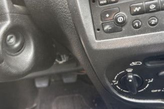 Feu arriere stop central PEUGEOT 206