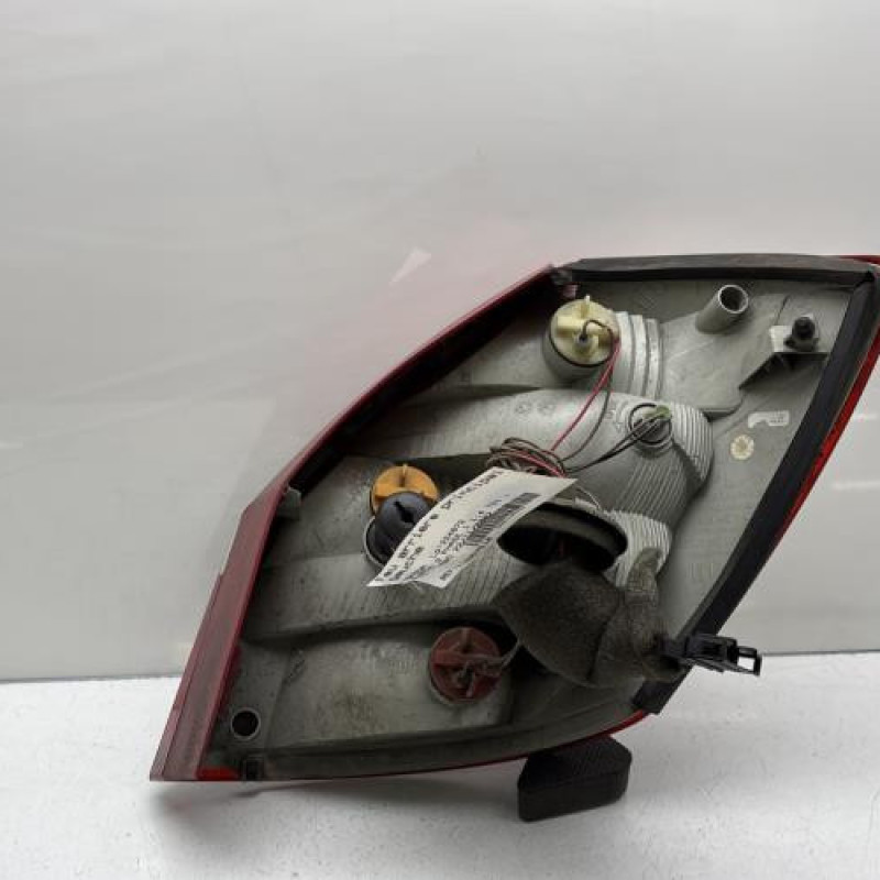 Feu arriere principal gauche (feux) SKODA FABIA 2 Photo n°4