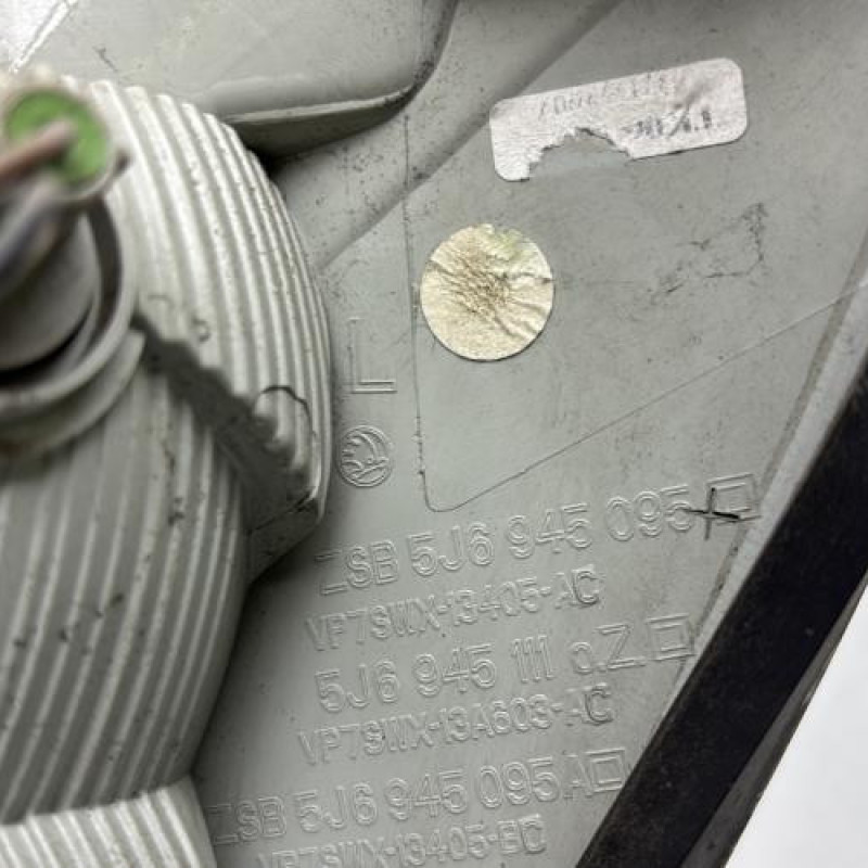 Feu arriere principal gauche (feux) SKODA FABIA 2 Photo n°6