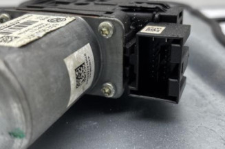 Leve vitre electrique avant droit SKODA FABIA 2