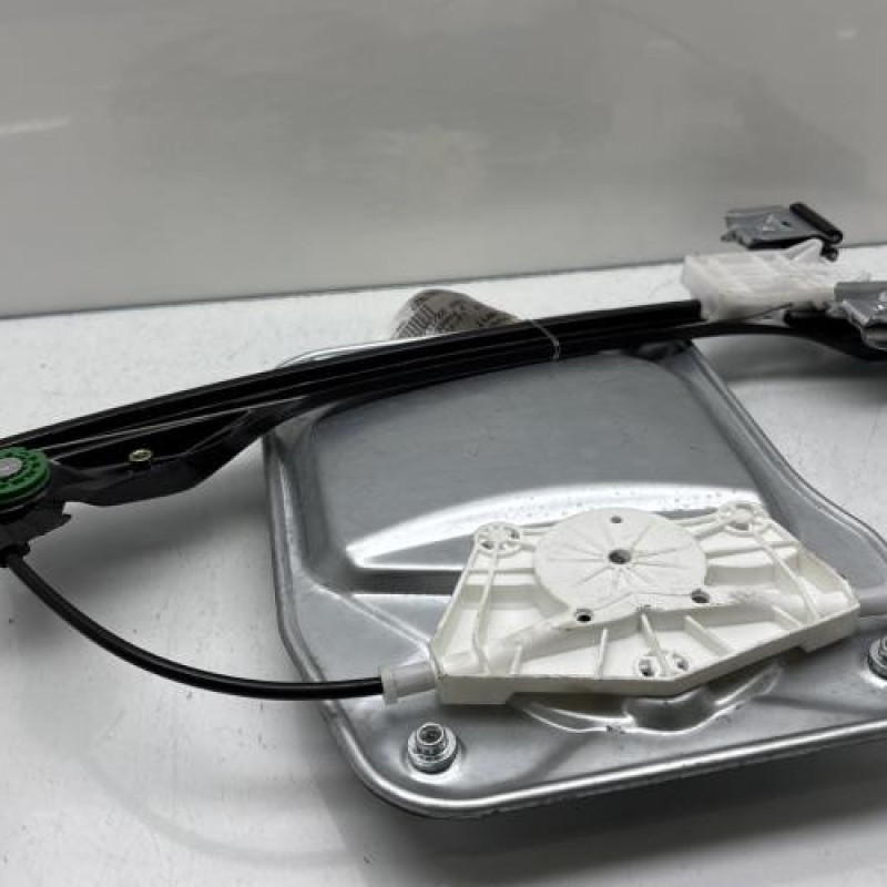 Leve vitre electrique avant droit SKODA FABIA 2 Photo n°6