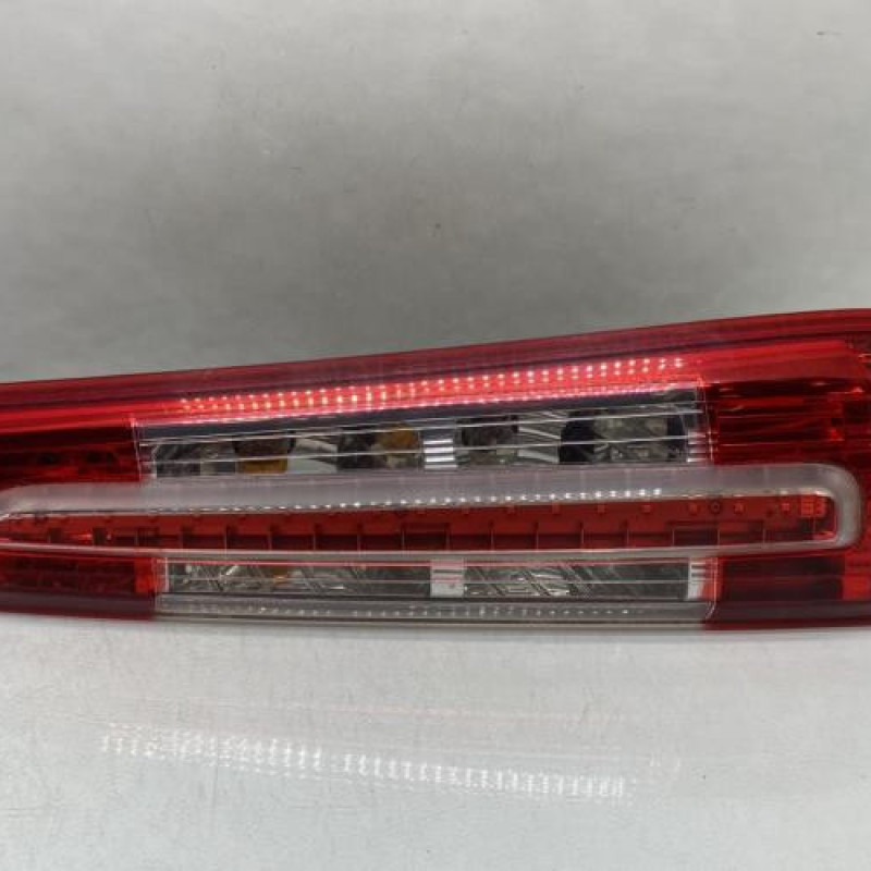 Feu arriere principal droit (feux) FORD C-MAX 1 Photo n°1