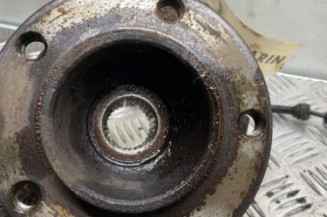 Pivot de moyeu avant gauche RENAULT MASTER 2