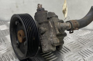 Pompe de direction RENAULT MASTER 2 Photo n°1