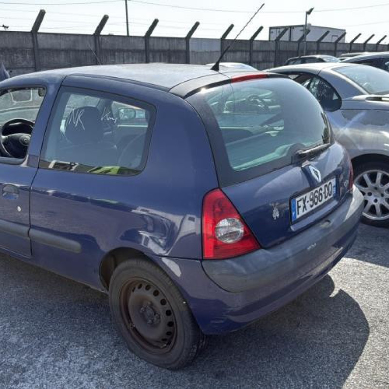 Pompe à carburant RENAULT CLIO 2 Photo n°7