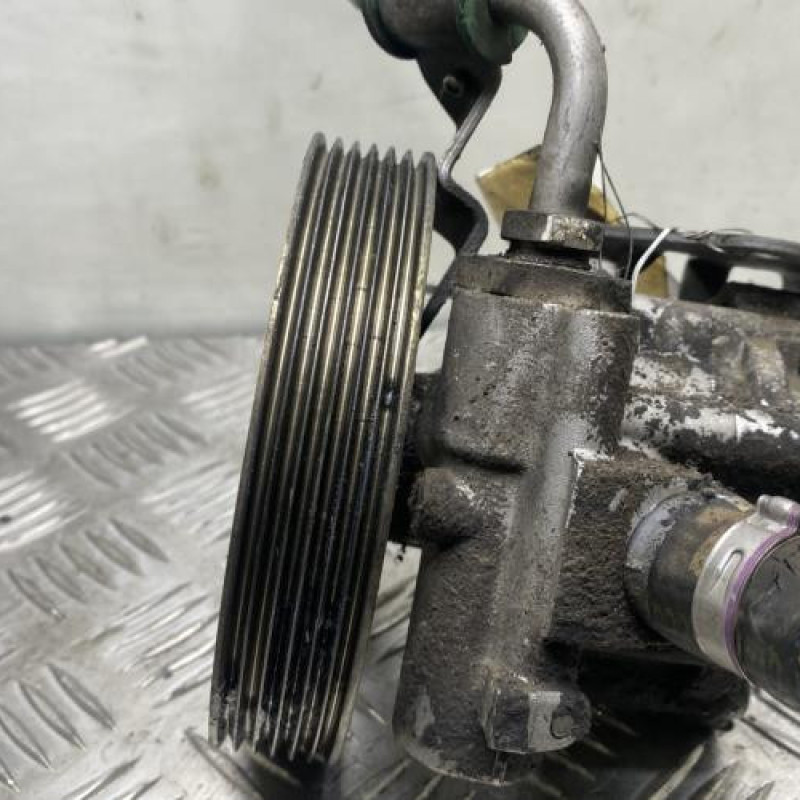 Pompe de direction PEUGEOT EXPERT 2 Photo n°2