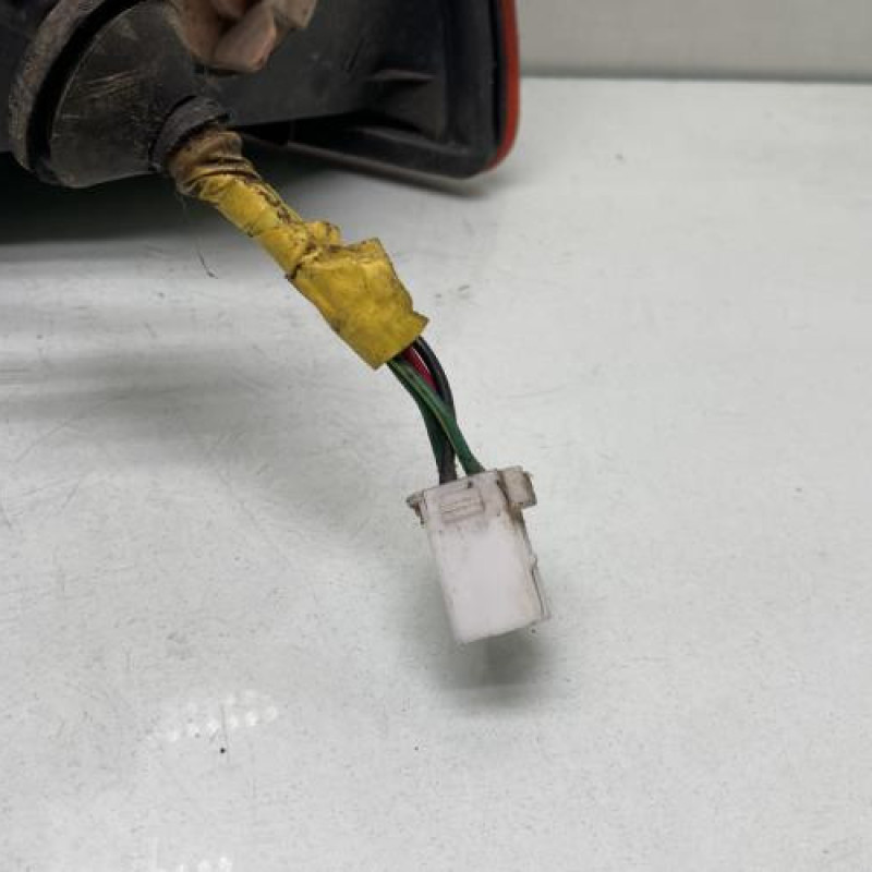 Feu arriere principal gauche (feux) HYUNDAI ACCENT 2 Photo n°3