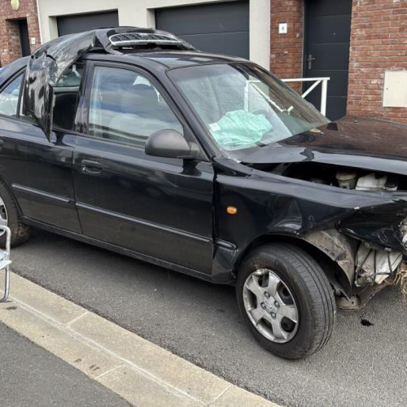 Feu arriere principal gauche (feux) HYUNDAI ACCENT 2 Photo n°5