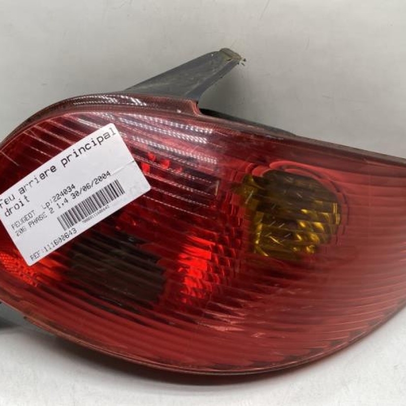 Feu arriere principal droit (feux) PEUGEOT 206 Photo n°1